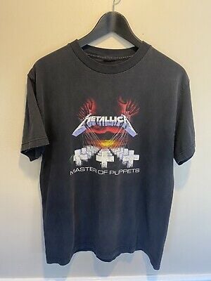 Vintage 1997 Metallica Master Of Puppets Tee Black  T-shirt 8490