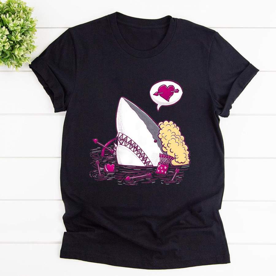 Valentines cupid shark pink lovers heart icon couple funny present black cotton t shirt for men and women S-6XL