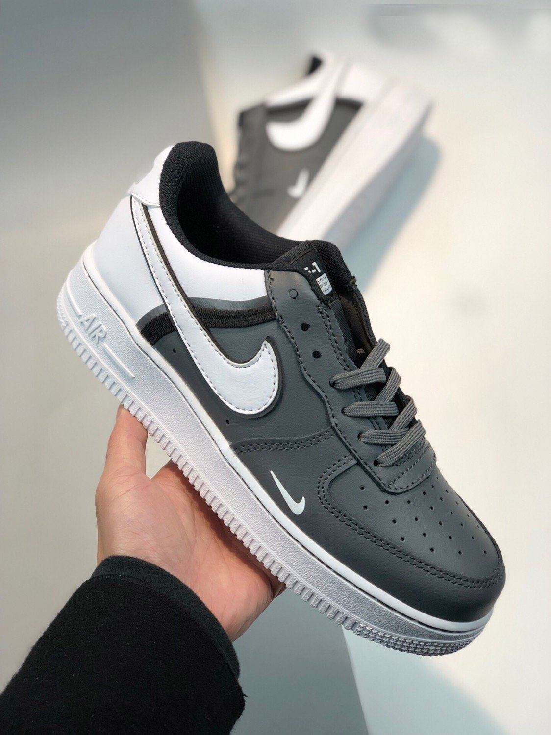 Nike Air Force 1 07 LV8 Grey White 5340650