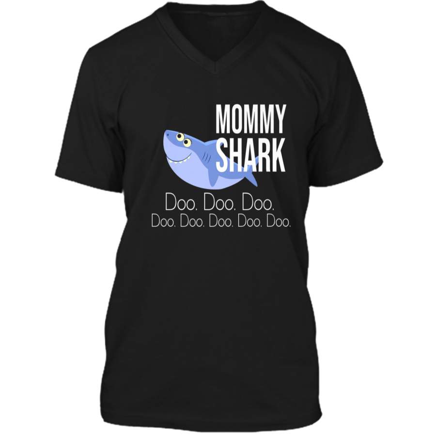 "Mommy Shark" Baby Mommy Daddy Matching Family Shark  Mens Printed V-Neck T