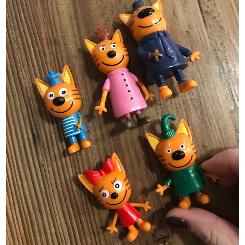 5pcs/lot Full set Three happy kitten pvc figure Russian cartoon Mini cute cats model doll New Year Xmas toy gift for kid boy alx