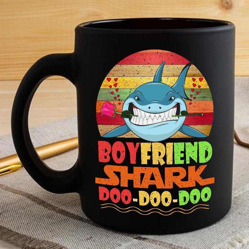 Vintage Boyfriend Shark Doo Doo Doo Coffee Mug Retro Shark And Rose Womens Custom Father’s Day Mother’s Day Gift Idea BPS745