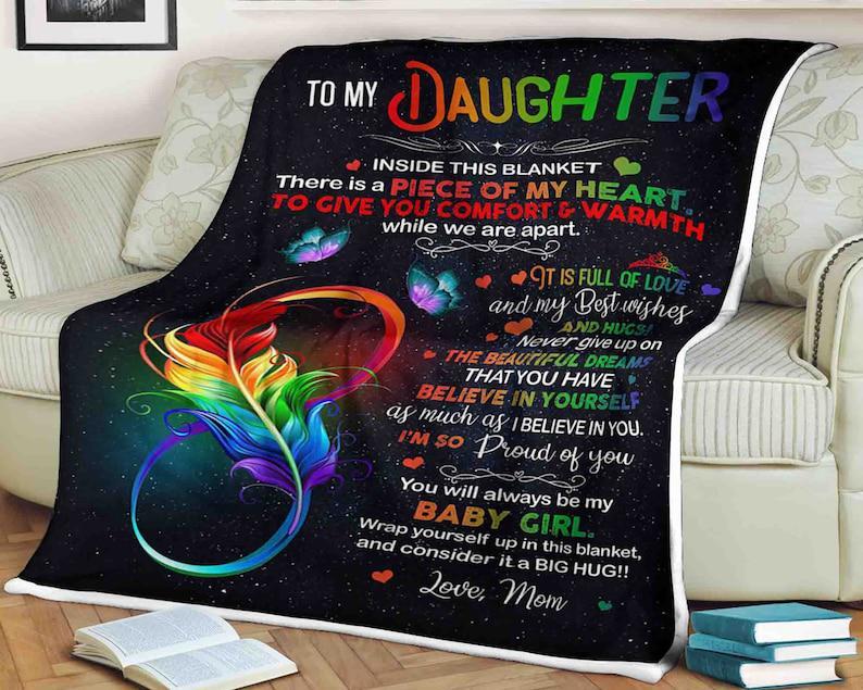 To My Daughter Inside This Blanket There Is A Piece Of My Heart Fleece Blanket Gift For Family,Birthday,Butterflies Lover Gift Home Decor Bedding Couch Sofa Soft And Comfy Cozy