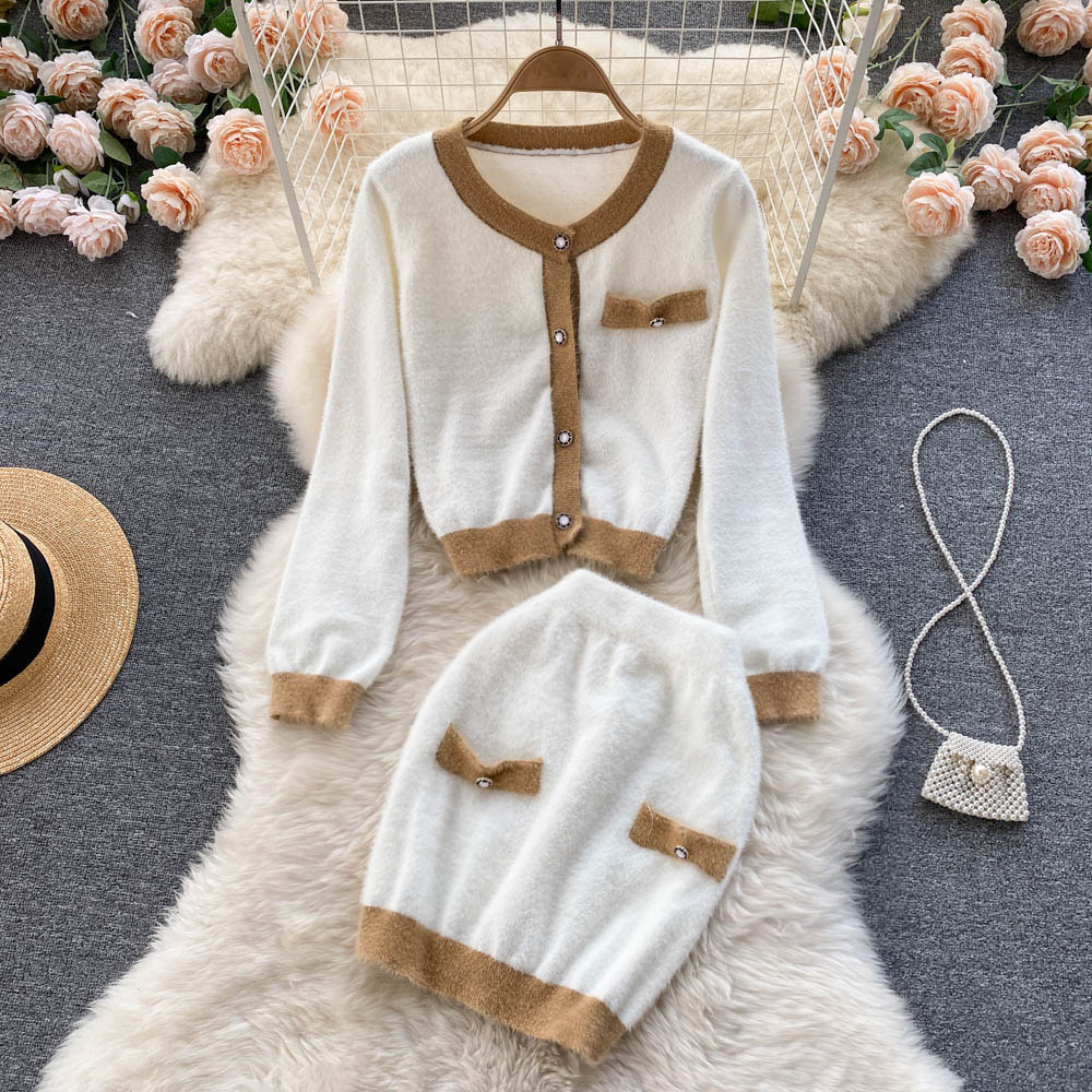 2021 Autumn And Winter New Sweater Suit Korean Color Matching Slim O-neck Short Knitted Top + Hip Skirt Two-piece Suit Women alx