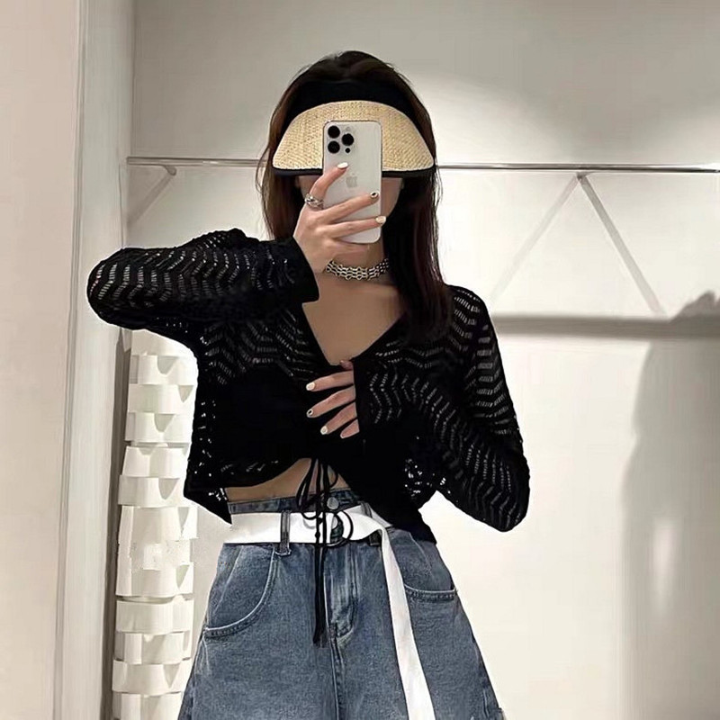 2022 Spring V Neck Crop Top Cutout Drawstring Knitted Black Sweater Thin Sun Shirt Khaki Tshirt Wild Retro Sueter Mujer Jersey alx