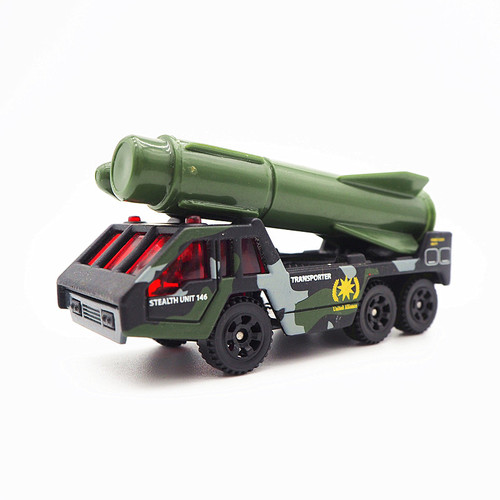 Metal Alloy Car Model Missile Transporter Children’s Toy Ornaments Without Packaging Collect Toy Figures alx