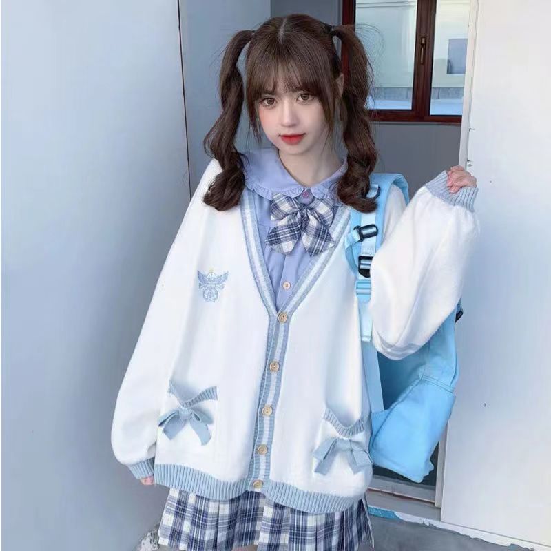 Autumn winter England Style uniform embroidery knitted female student Japanese version cardigan loose jacket cardigan sweater alx