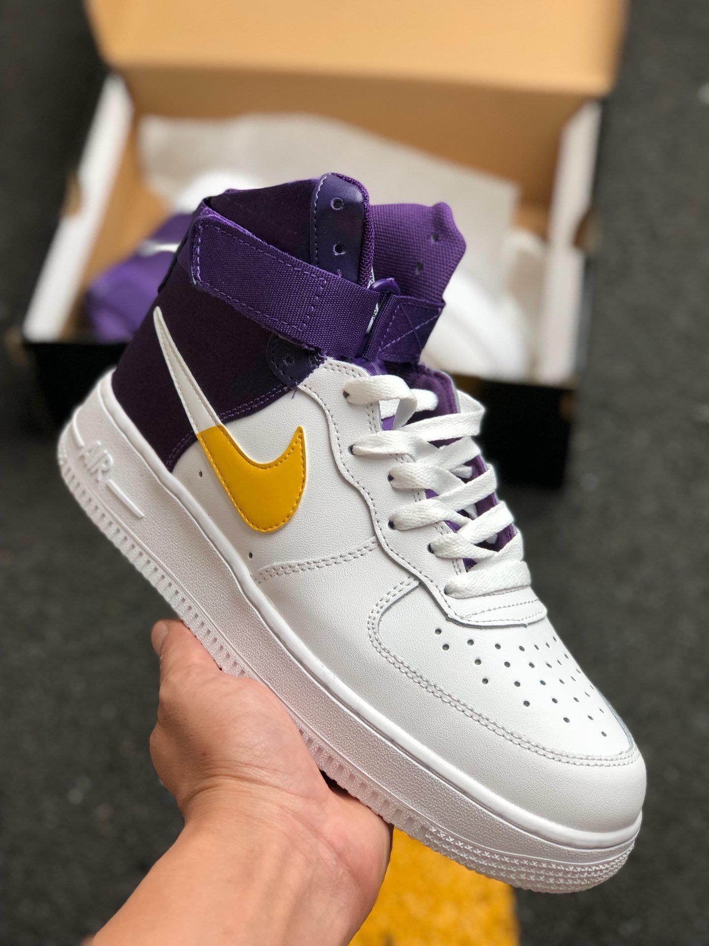 Nike Air Force 1 High NBA Lakers BQ4591-101 5340578