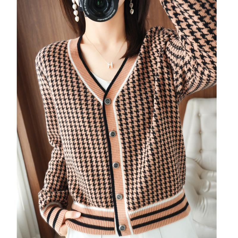 Autumn And Winter New Houndstooth Knitted Cardigan Women’s V-Neck Long-Sleeved Contrast Color Sweater Fashion Comfortable Top alx