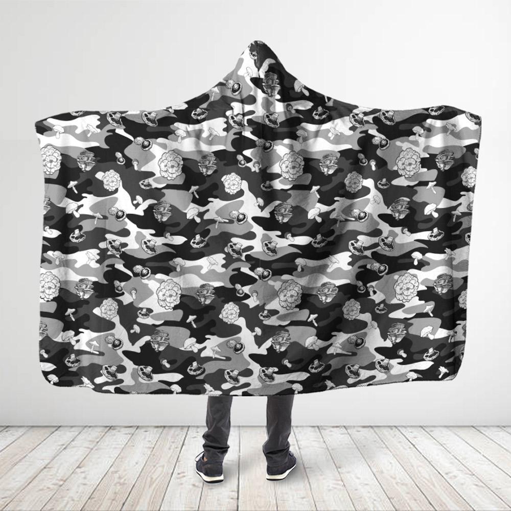 ViticStore™ 3D All Over Printed Mushrooms With Army Pattern – Black And White Hooded Blanket