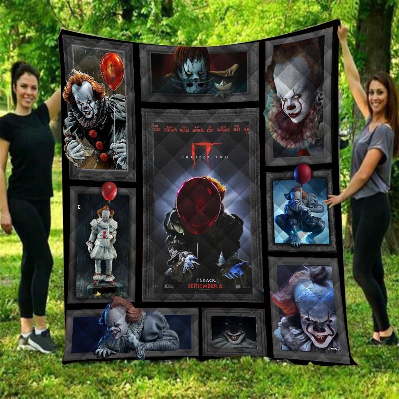 Horror Movies Horroraracters Fan Pennywise It Horror Halloween Gift Blanket Or Quilt