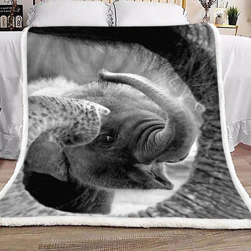 Elephant V6 T Fleece Blanket