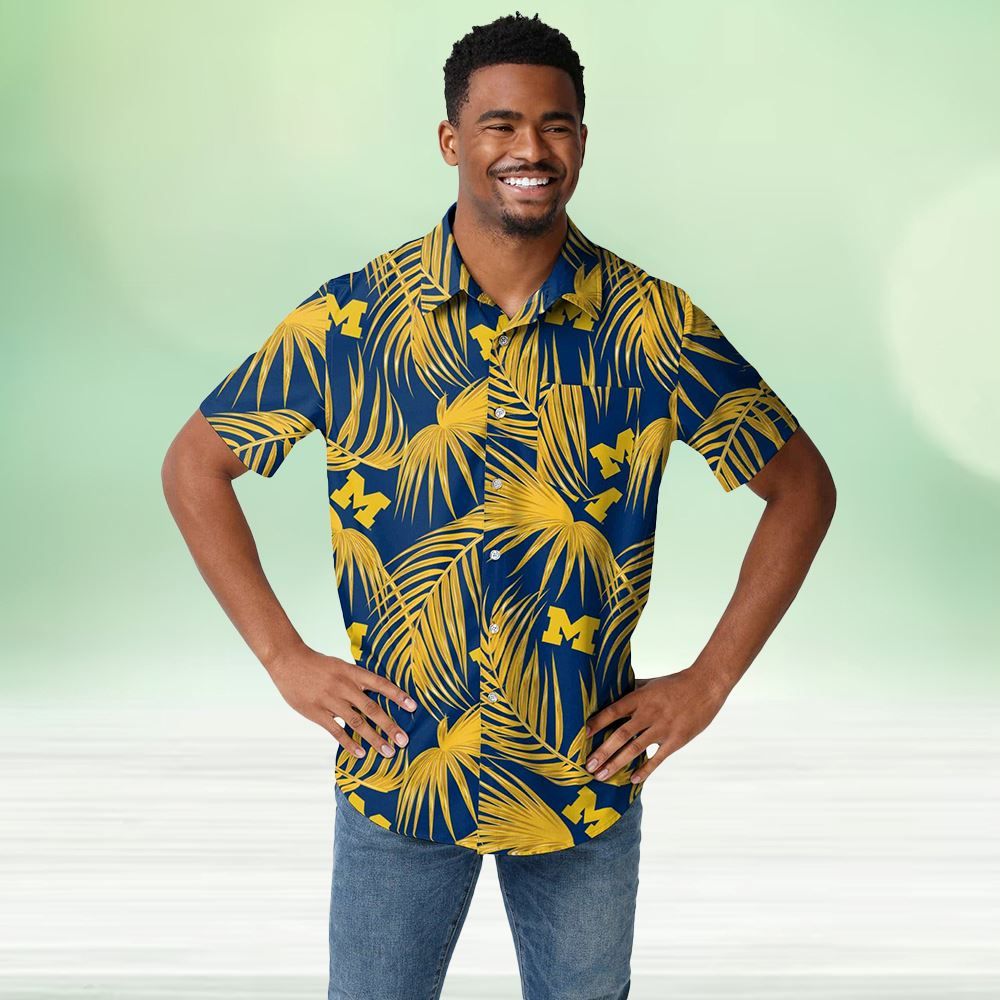 Michigan Wolverines Themed Hawaiian Button Up Shirt