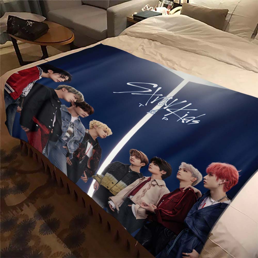 Stray Kids Blanket Soft Sofa Cover Kpop Singer Throw Blanket Flannel Blanket Lightweight Warm Bed Blankets for Bedroom Couch alx