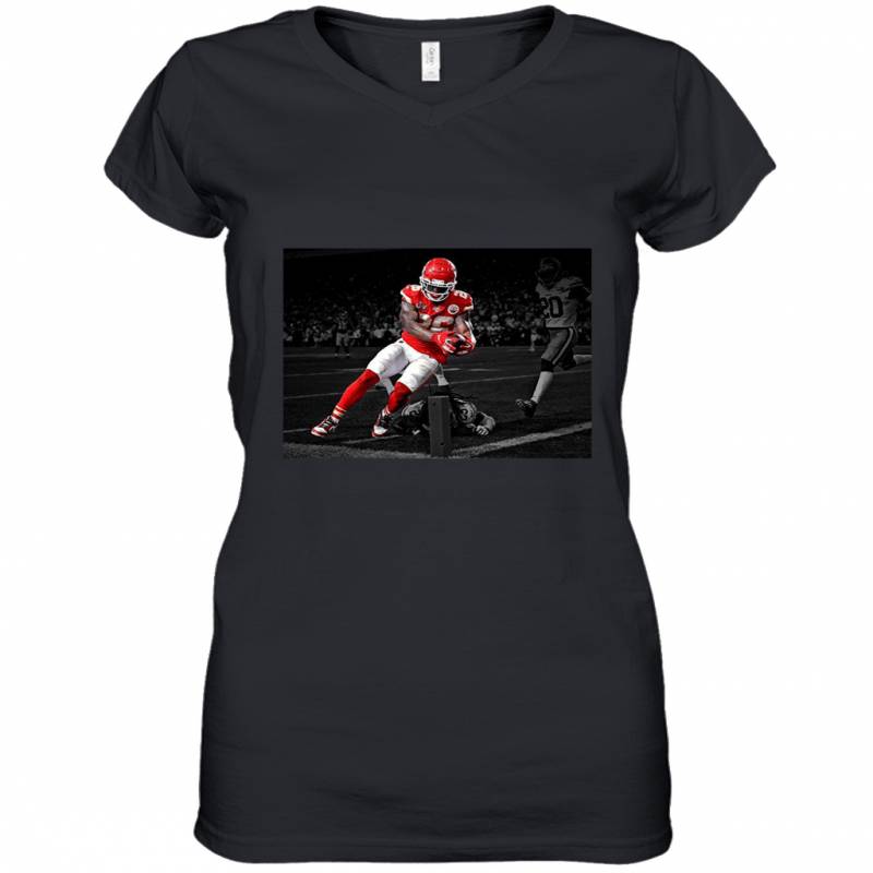 Super Bowl 54 Kansas City Chiefs Damien Williams scores The Game Winning Touch Down During The Super Bowl Women’s V-Neck T-Shirt