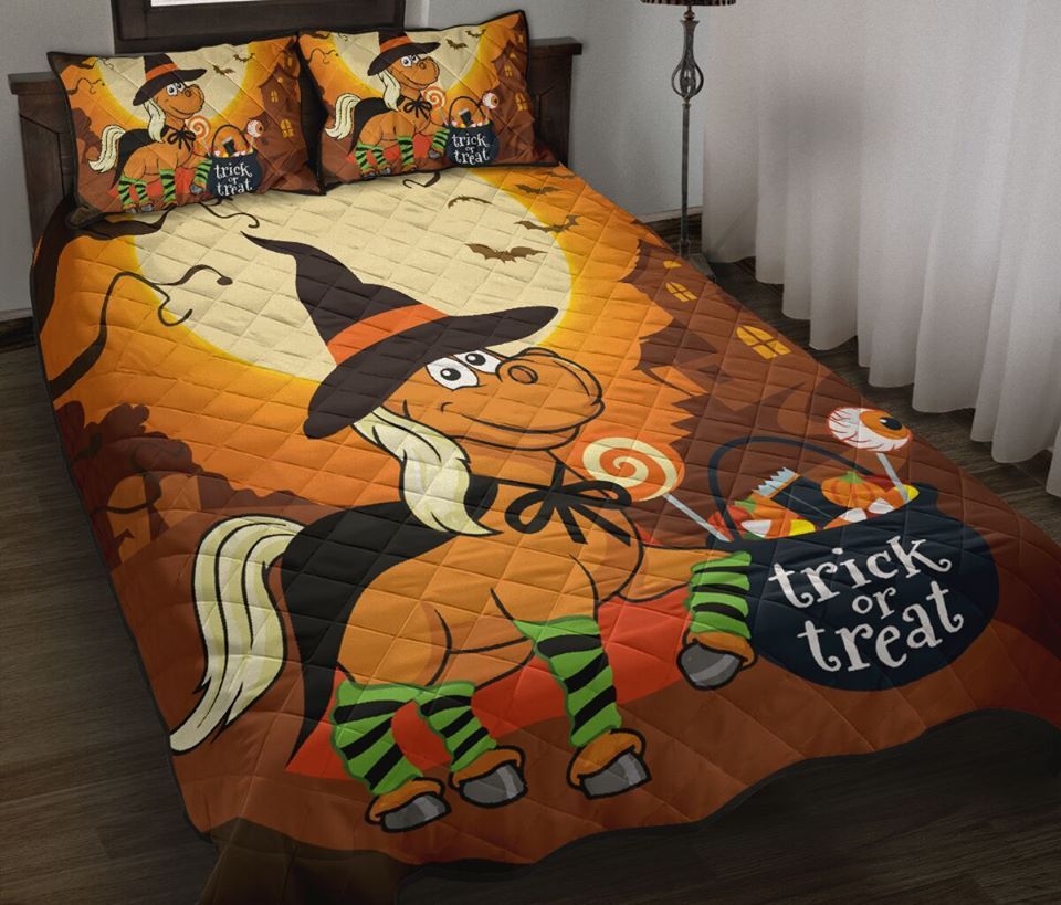 1TITHALL – TRICK OR TREAT HALLOWEEN QUILT BED SET