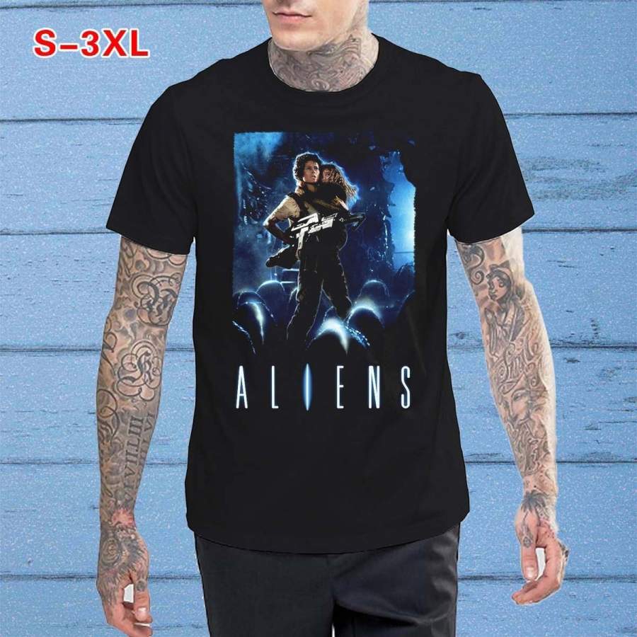 ALIENS Movie Poster Ver. 2 Sigourney Weaver Men’s T-Shirt