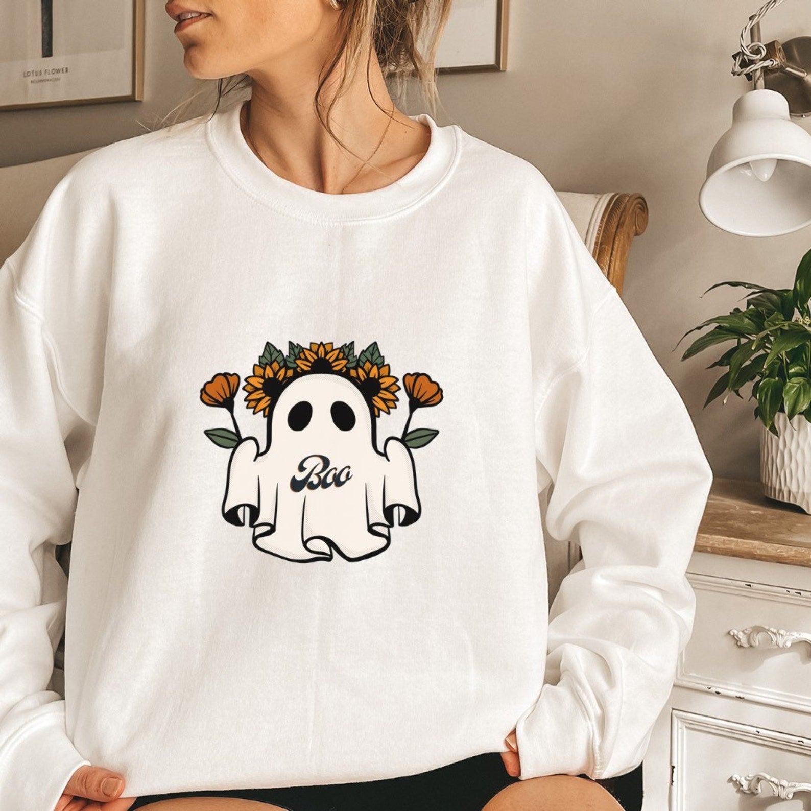 Retro Halloween Sweatshirt 2D Crewneck Sweatshirt All Over Print Sweatshirt For Women Sweatshirt For Men Sws3988