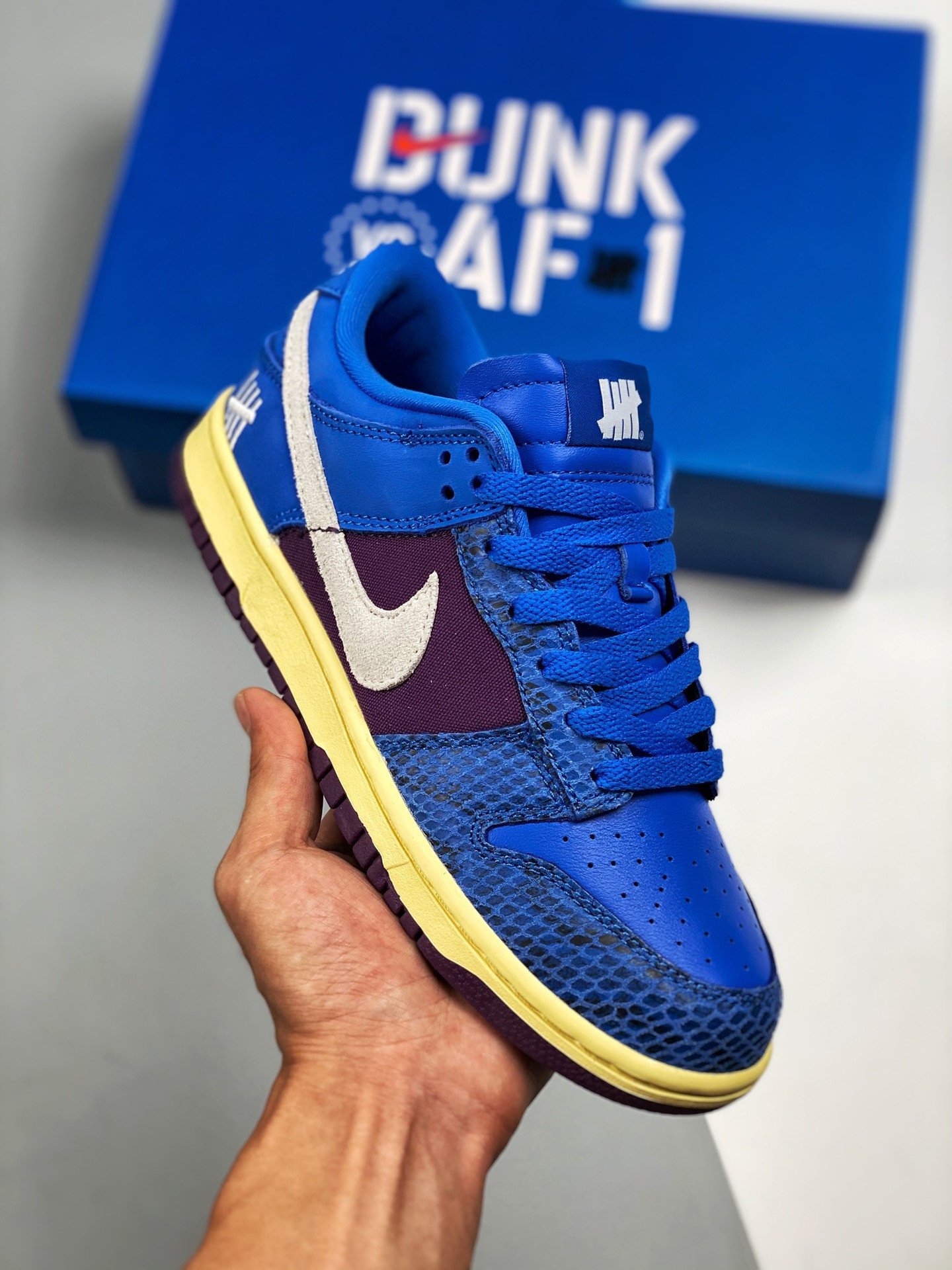 Undefeated x Nike Dunk Low RoyalPurple-White 5338782