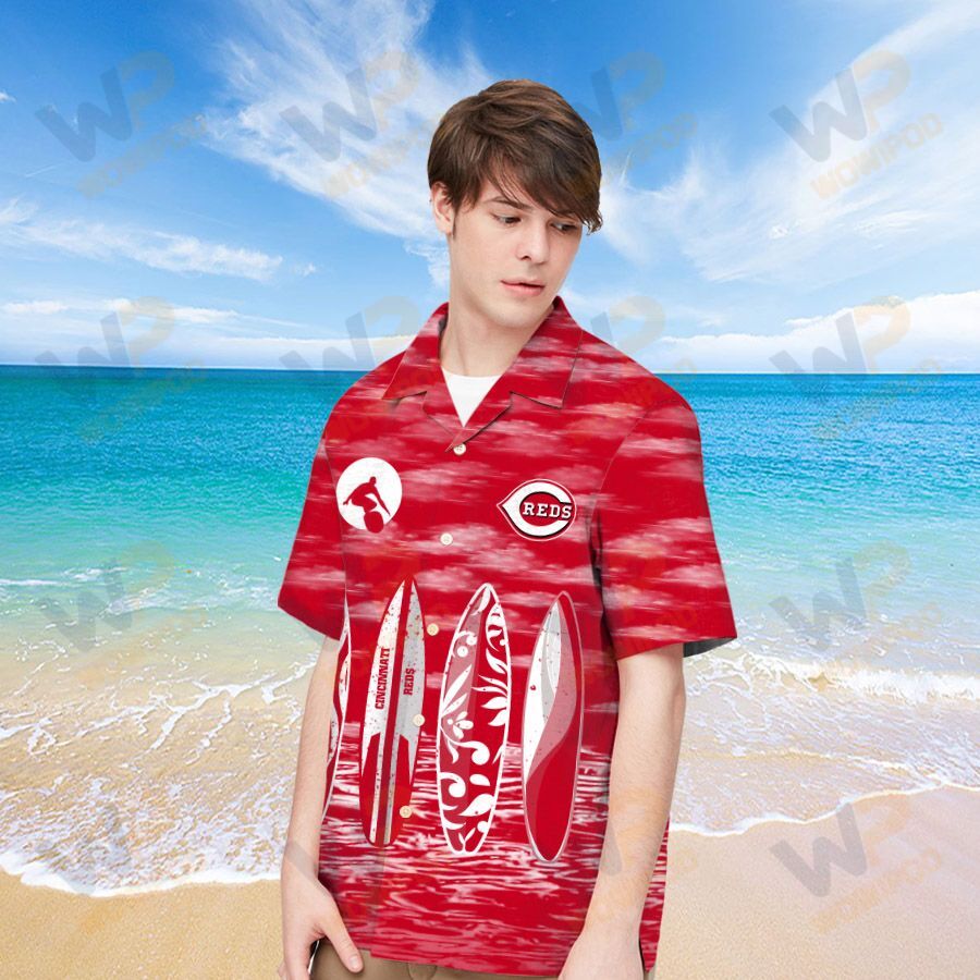 Cincinnati Reds Hawaiian Shirt and Shorts 265 L1MTH1880