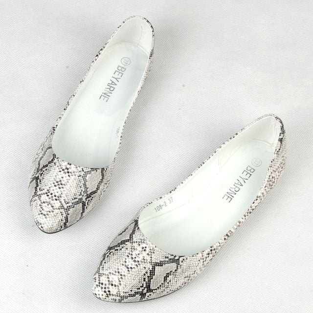 snake skin pattern flat shoes