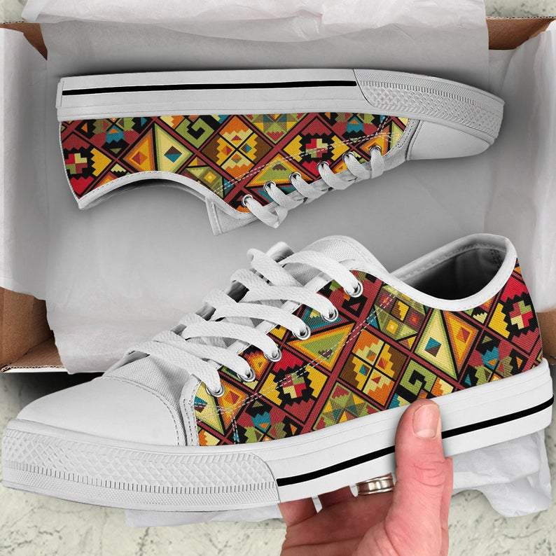 African Pattern Low Top Shoes Men Women Sneakers Vintage Shoes