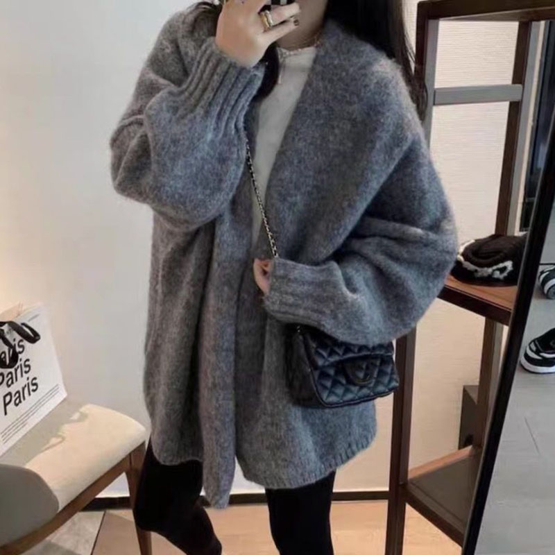 Autumn Winter Thicken Warm Sweater Cardigan Women Japan Style Lazy Wind Soft Knit Cardigans Female Gray Khaki Loose Knitted Coat alx