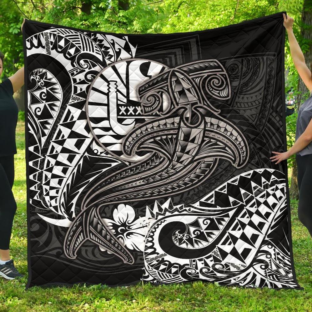 Tahiti Premium Quilt – White Shark Polynesian Tattoo – BN18