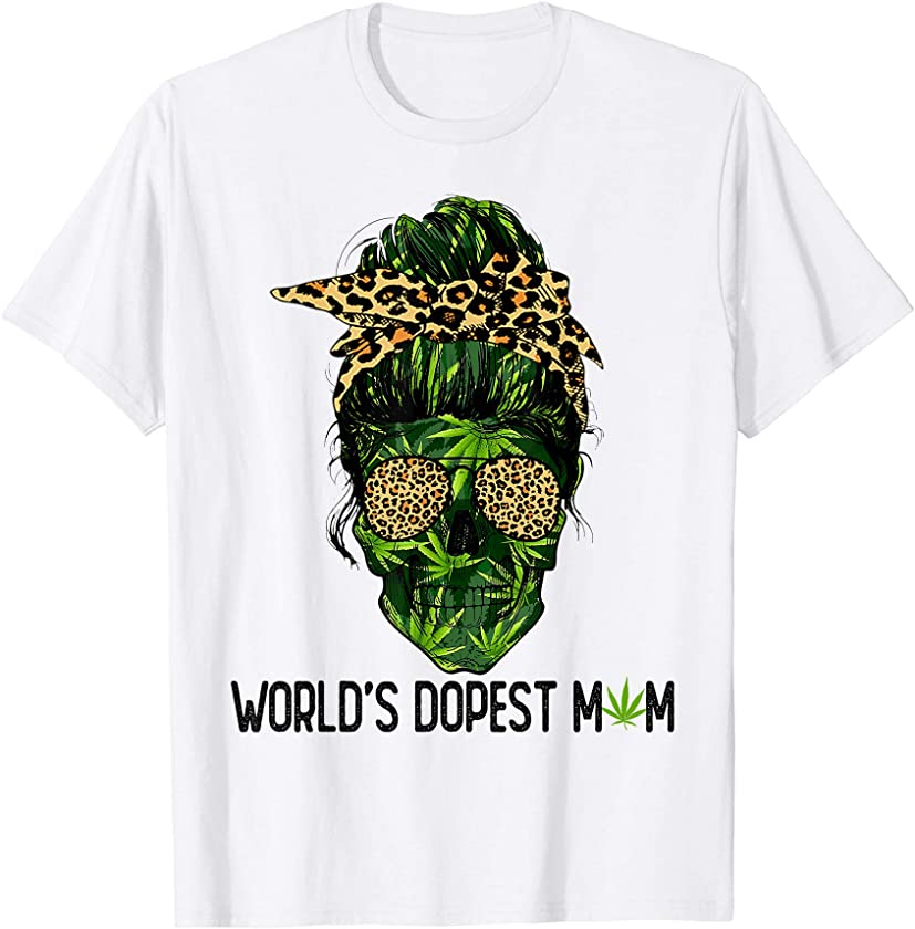 Woman World’s Dopest Mom Leopard Skull Lady Weed T-Shirt