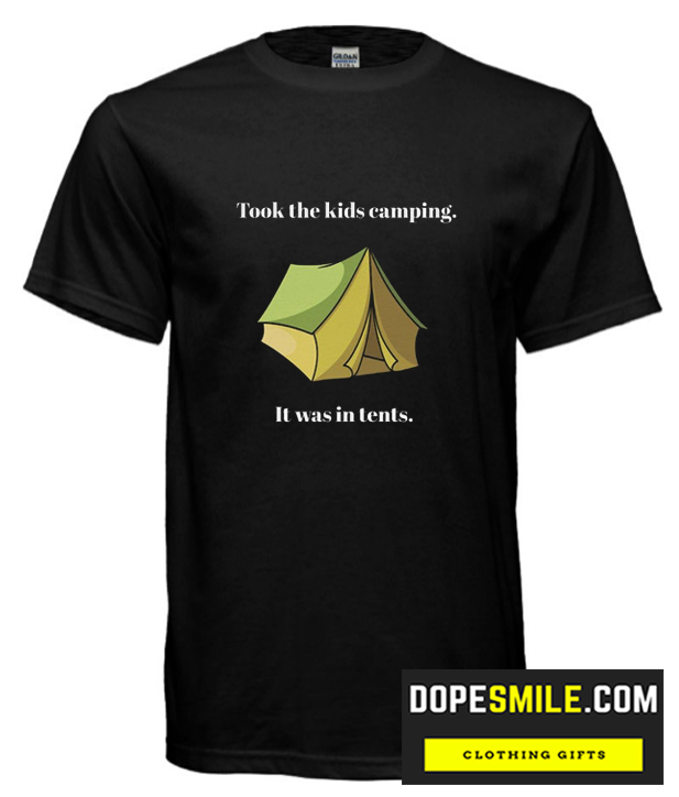 Camping with kids in tents cool T-shirt