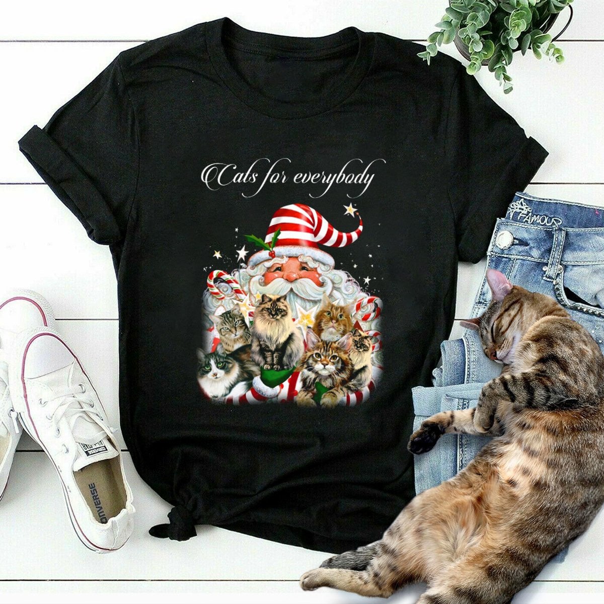 Christmas Cats For Everybody Santa Clause Candy Cane Graphic Unisex T Shirt, Sweatshirt, Hoodie Size S – 5XL