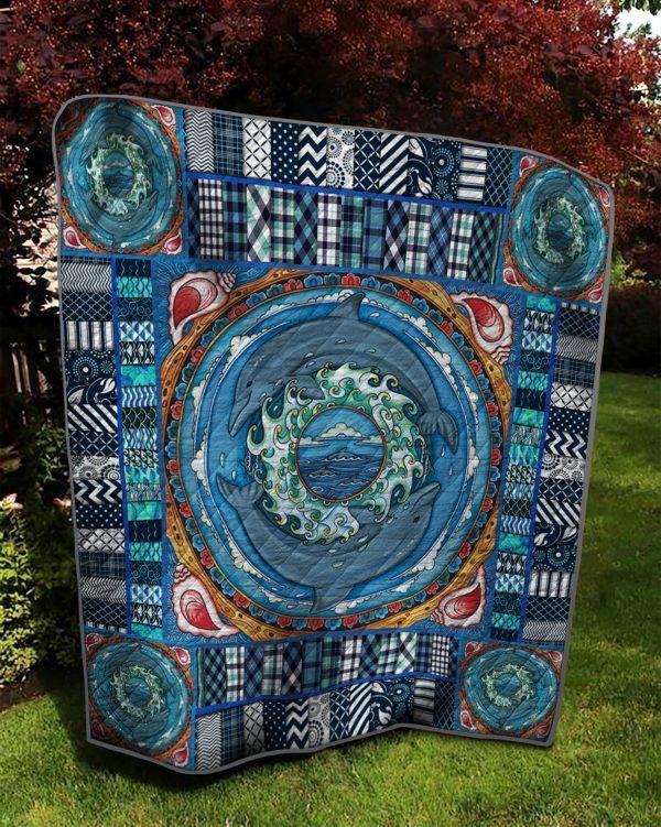 Magic And Dolphin Quilt Blanket – Quilt