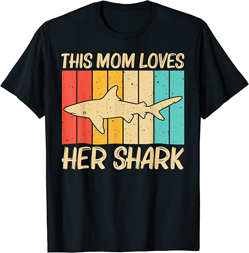 Cool Shark Design For Mom Mother Shark Ocean Animal Lovers T-Shirt