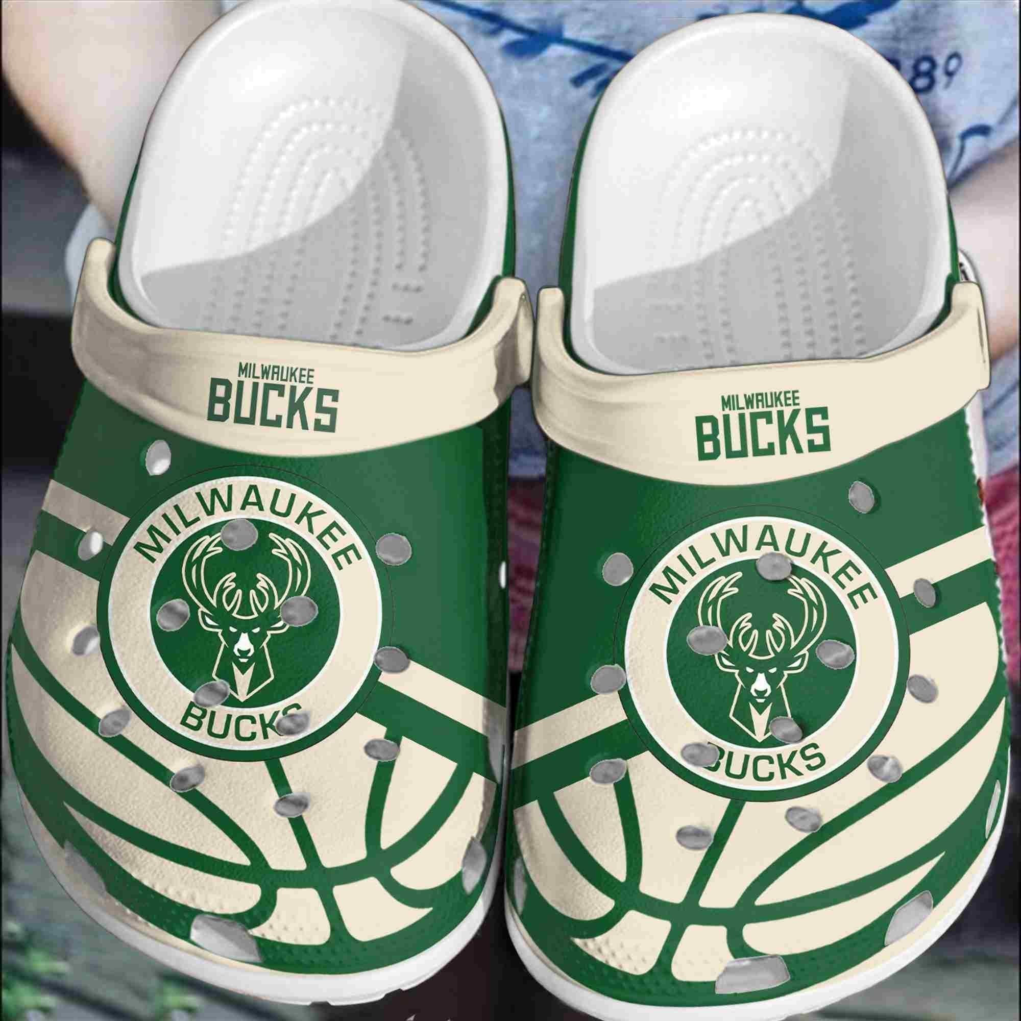 Milwaukee Bucks Basketball Club Crocband Comfortable Shoes Clogs For Men Women