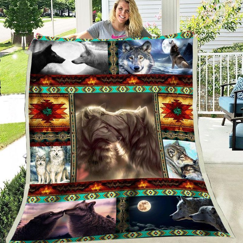 Animal  Love Of Dogs  Quilt Blanket