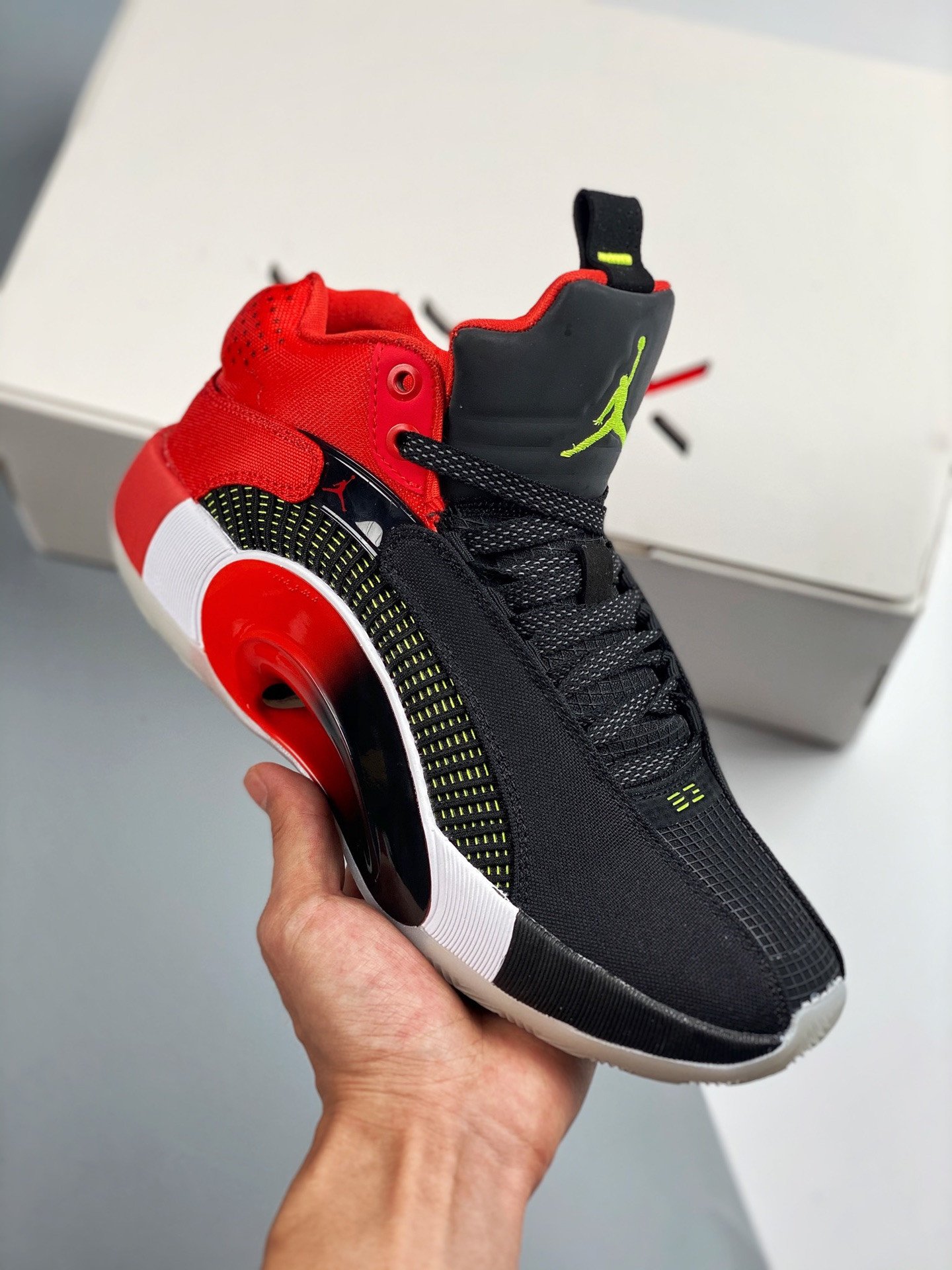 JD 35 CNY BlackUniversity Red-Yellow 5341301