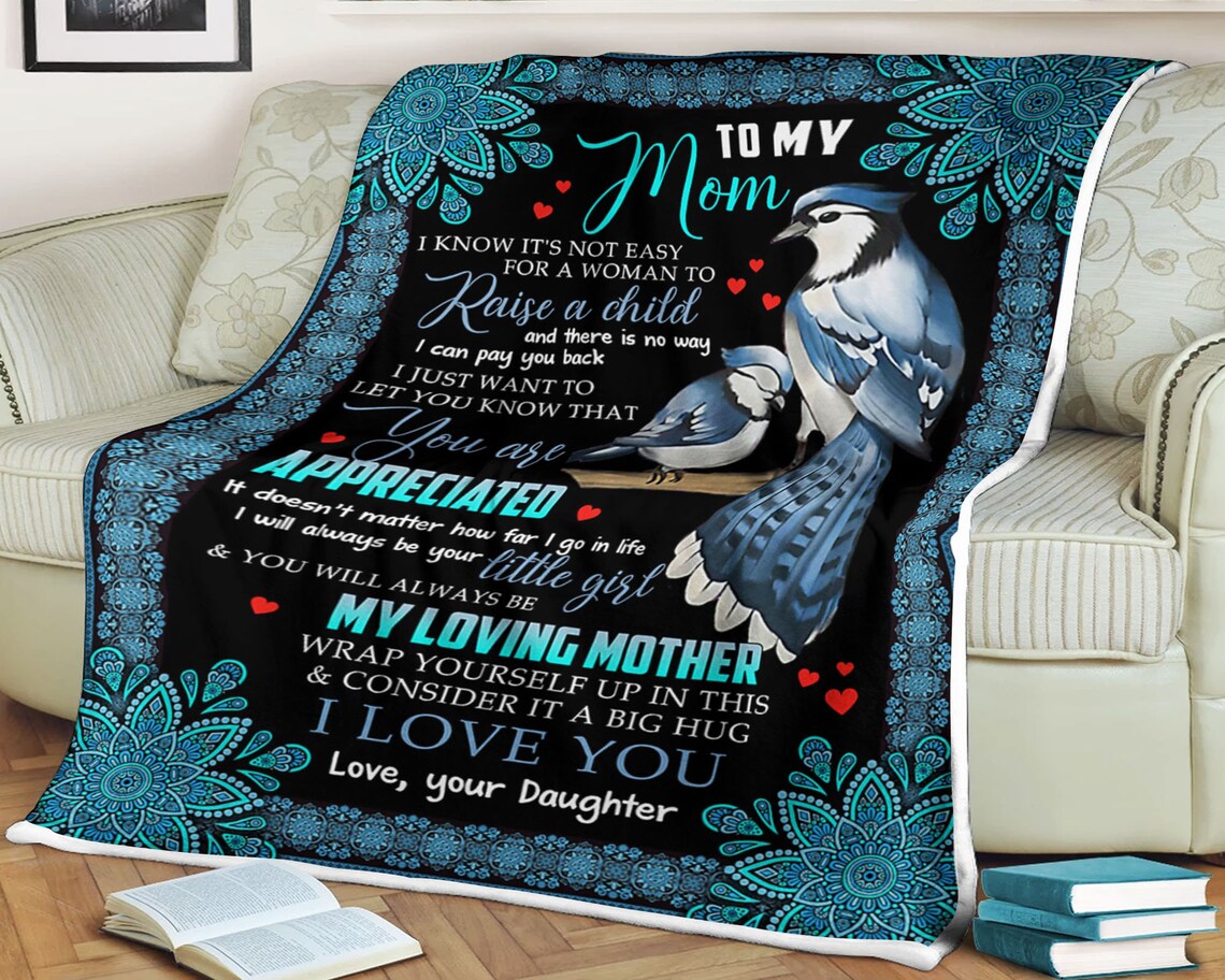 To My Mother It’S Hard For A Woman To Raise A Child Fleece Blanket Gift For Family,Birthday,Parents,Mother,Mom Gift Home Decor Bedding Couch Sofa Soft And Comfy