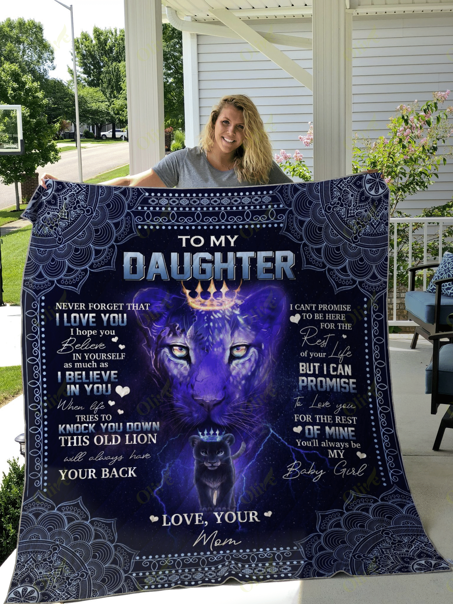 To my daughter, this old lion has your back Quilt