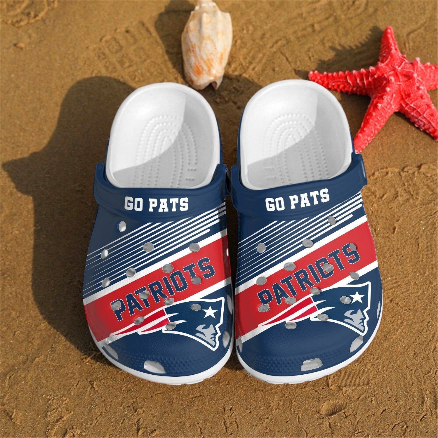 New England Patriots Logo Pattern Crocs Classic Clogs Shoes In Blue & Red