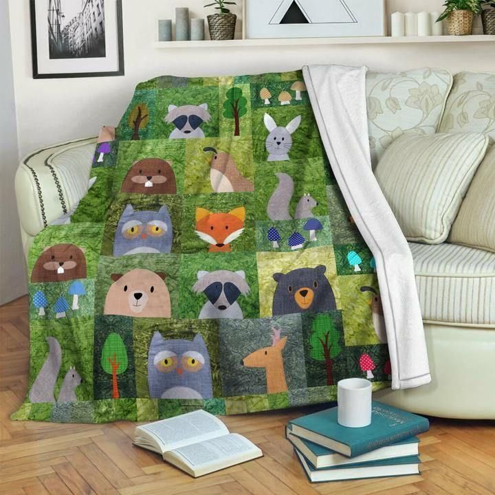 Animals Cartoon Cute Green Background Fleece Blanket, Sherpa Blanket, Gift For Parent, Family Member, Friends Gift, Christmas Gift, Home Decor, Home Living