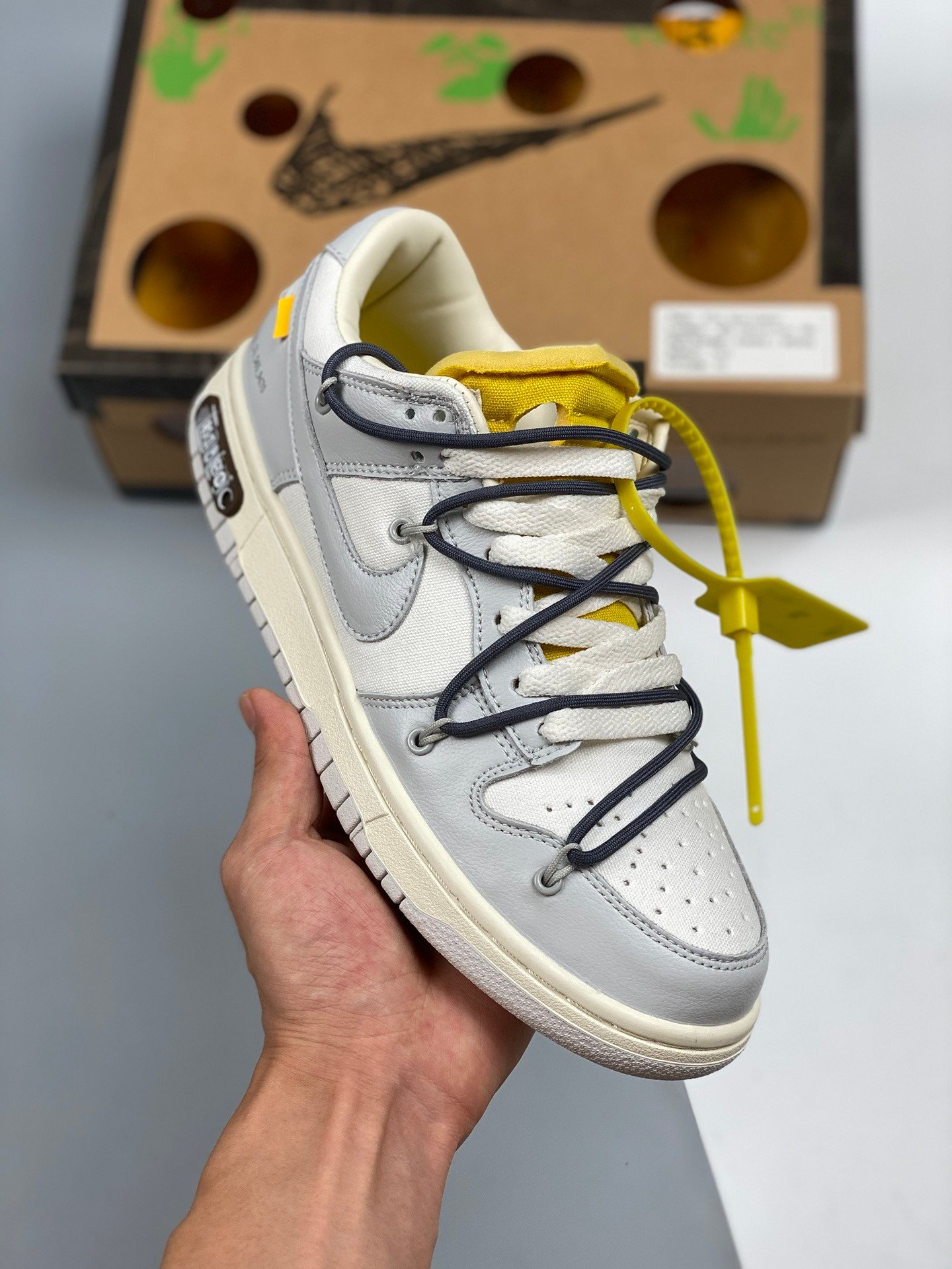 Off-White x Nike Dunk Low 41 of 50 Grey Sail 5338935