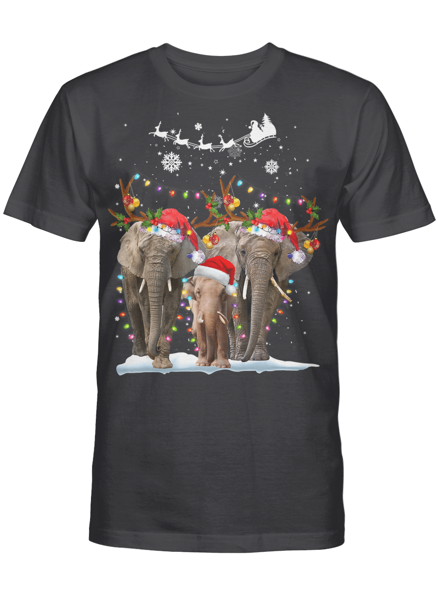 AmazeStyleZ Santa’s Reindeer, Ugly Christmas Sweater, Christmas Gift Ideas, Christmas TreeElephant Reindeer Xmas Light Christmas Ornaments Santa Lover T-Shirt