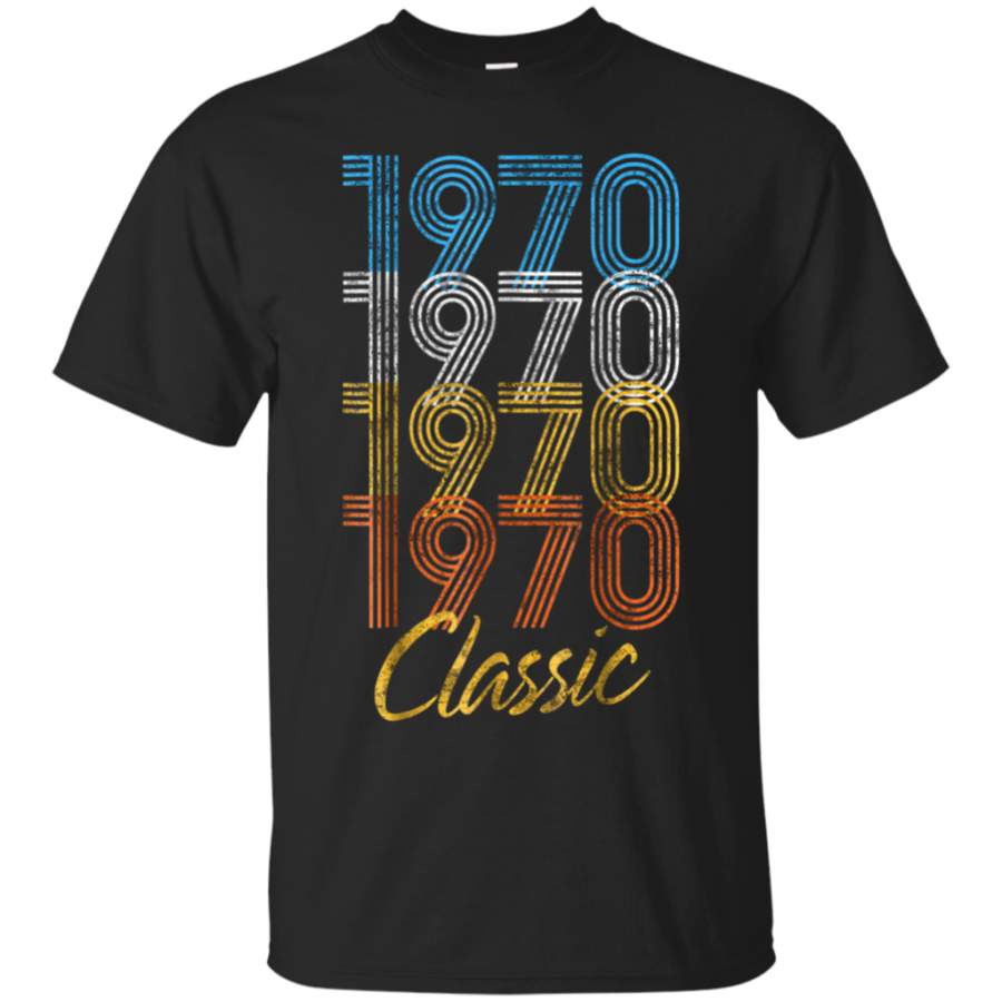 1970 Born Classic Vintage Birthday Men Women Cotton T-Shirt