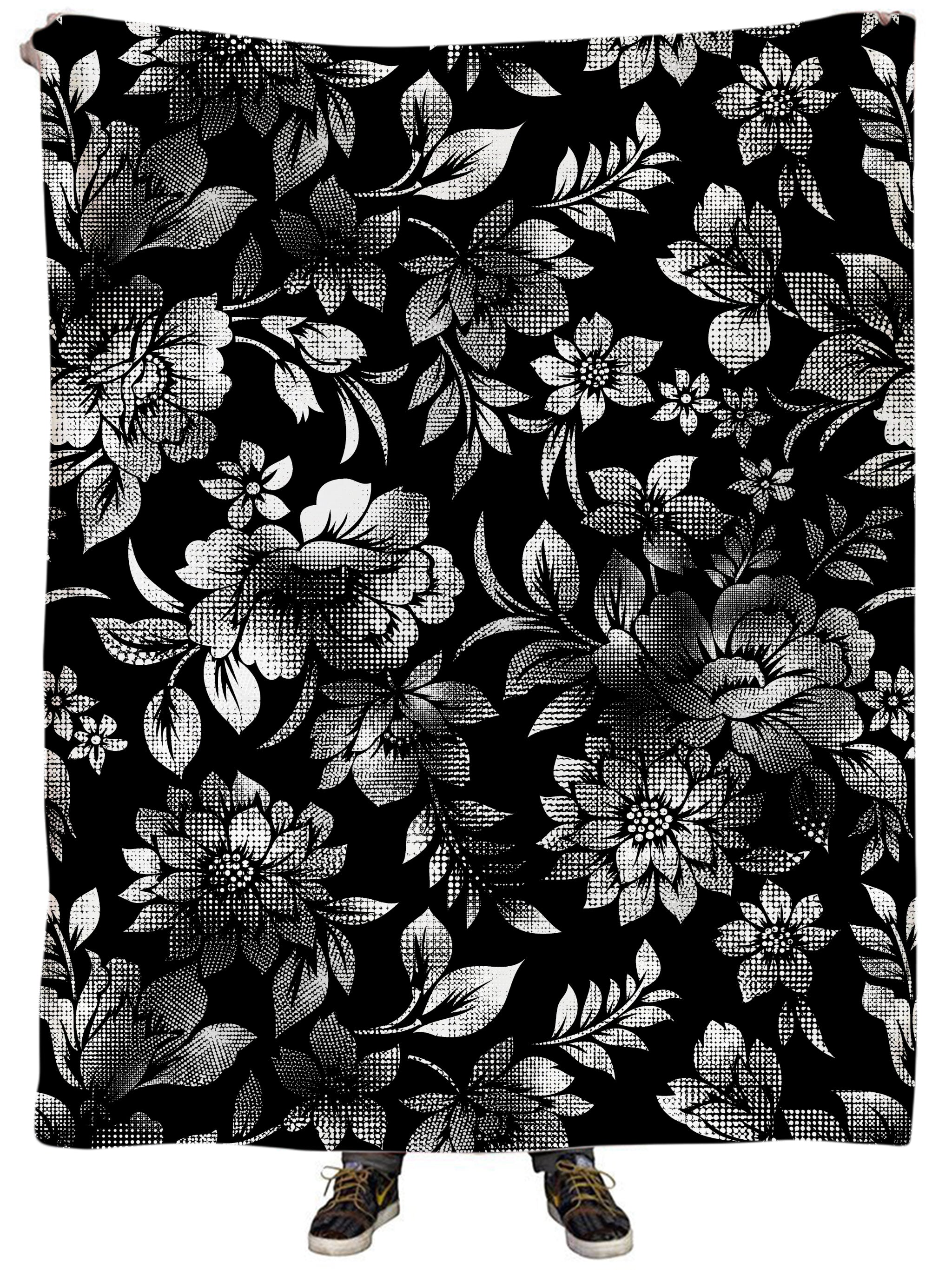 Nature’S Candy B&W Plush Blanket