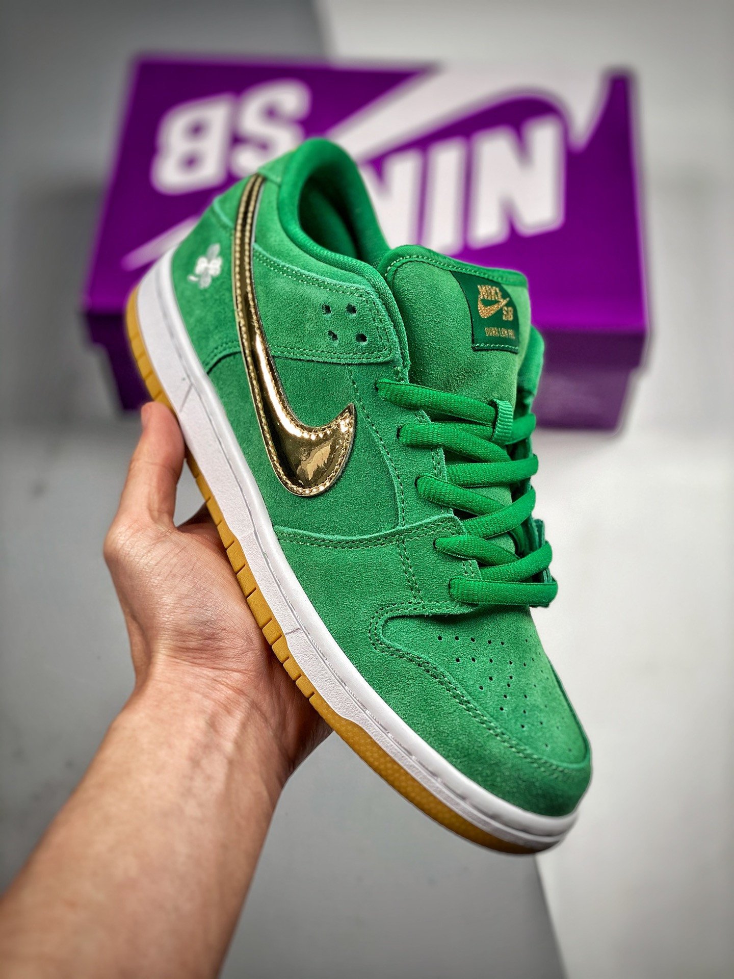 Nike SB Dunk Low St. Patrick s Day Lucky GreenGold 5339141