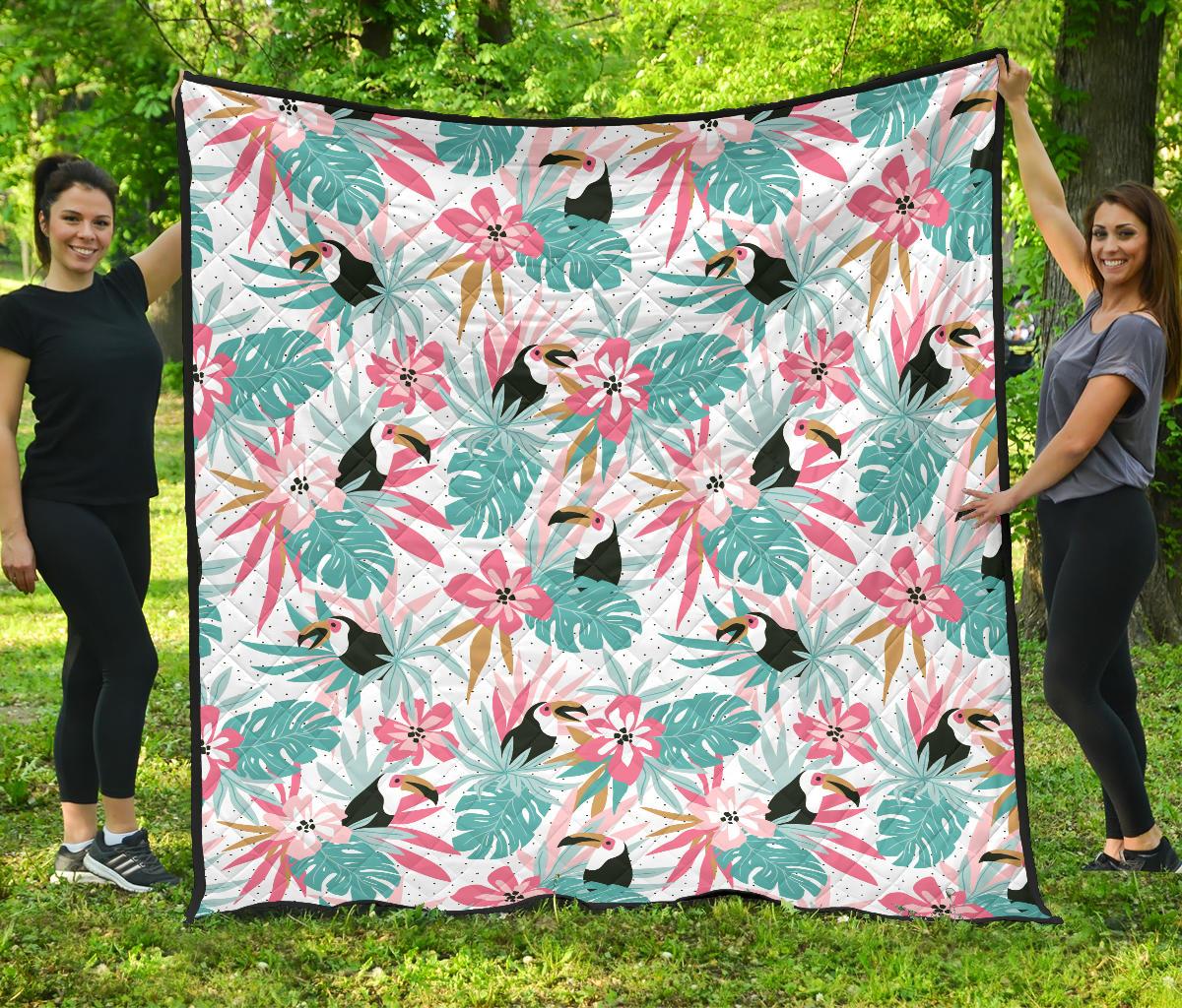 Toucan Tropical Flower Leave Pattern Premium Quilt.Jpg