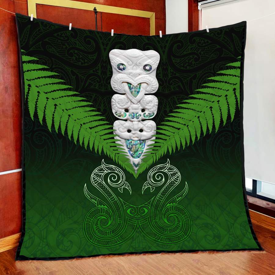 Taiaha Toa Taua Maori Warrior Silver Fern Quilt