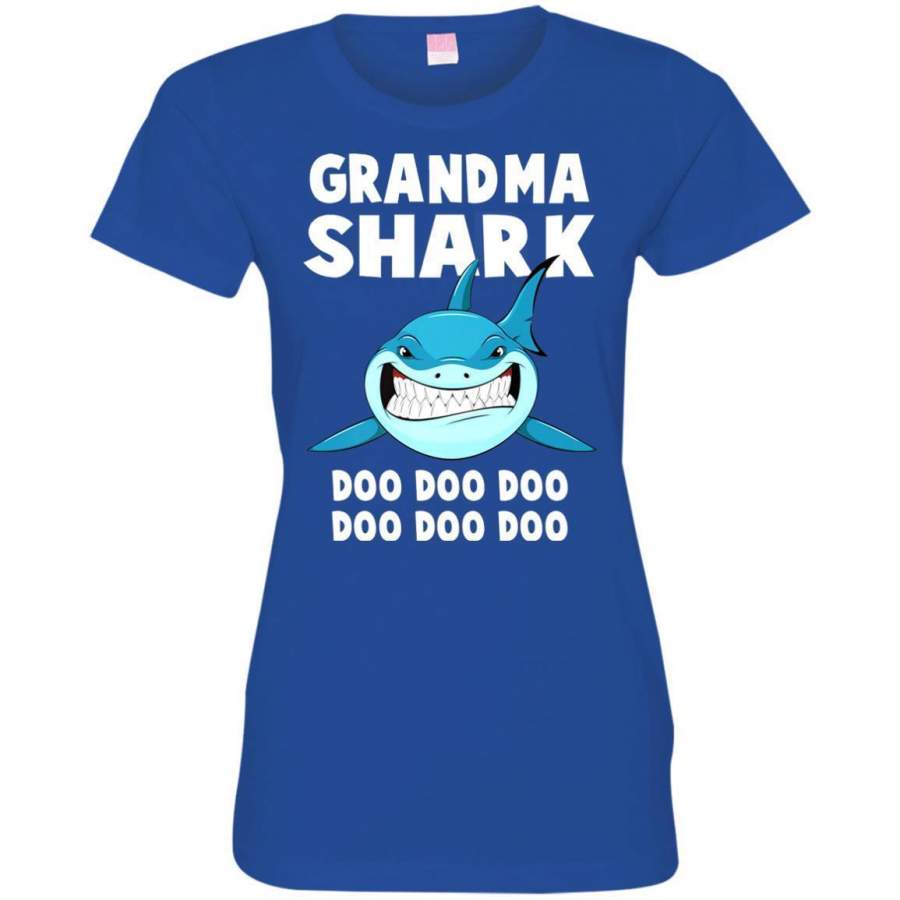 AGR Grandma Shark Doo Doo Doo Women’s T-shirt