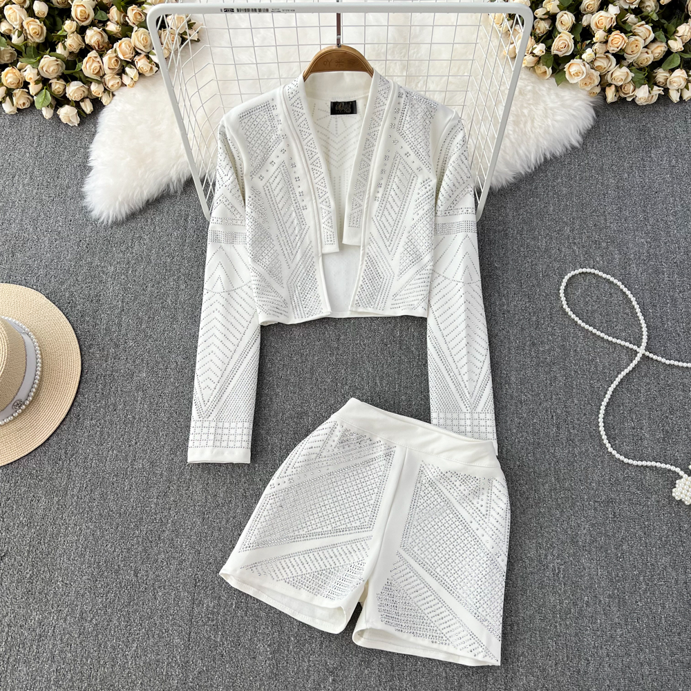 Autumn Fashion Suit 2022 New Women’s Short Cardigan Top Two-piece Hot Rhinestone High Waist Shorts alx