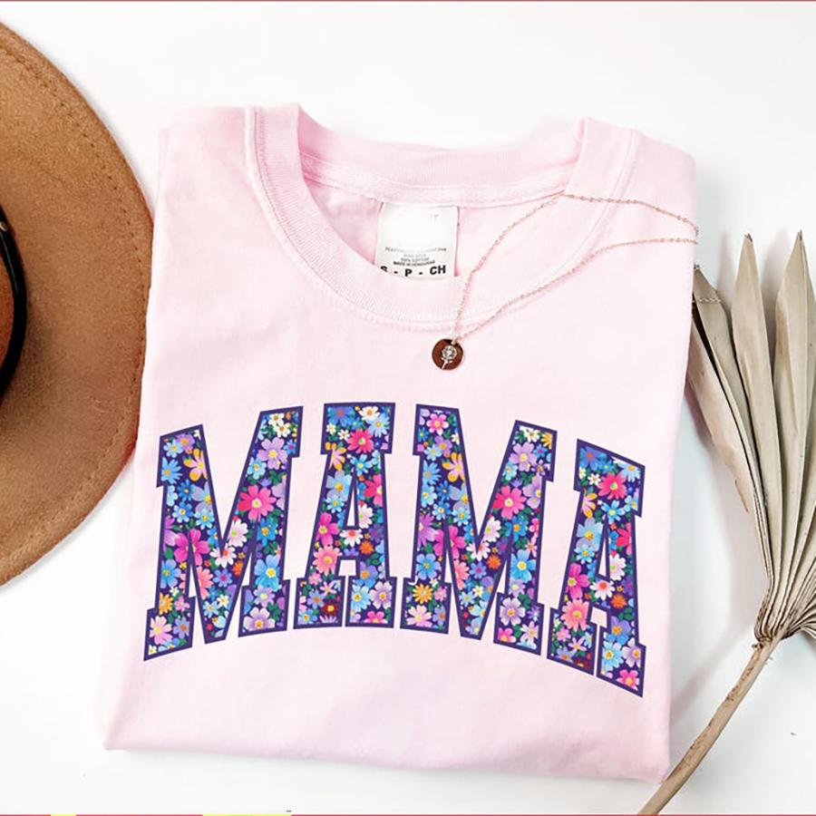 Mama Shirt, Floral Mom Spring Tee, Trendy Mom T-Shirt, Women’s Flower Mama Shirt, Cute Spring Pregnancy Reveal Gift for New Mom Sassy Outfits